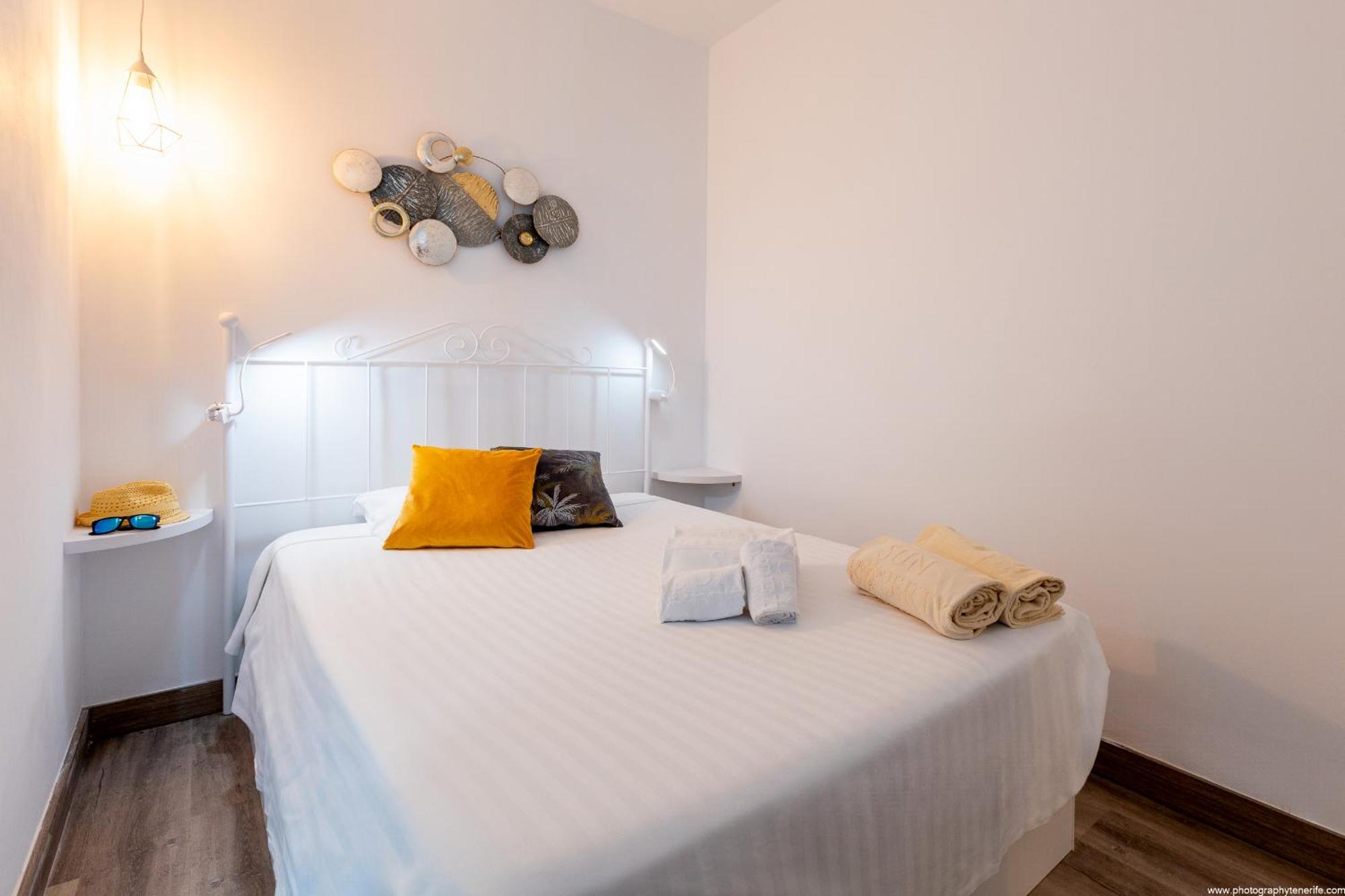 קוסטה דל סילנסיו El Drago Apartment Fiber ,A/C,Near Ocean מראה חיצוני תמונה