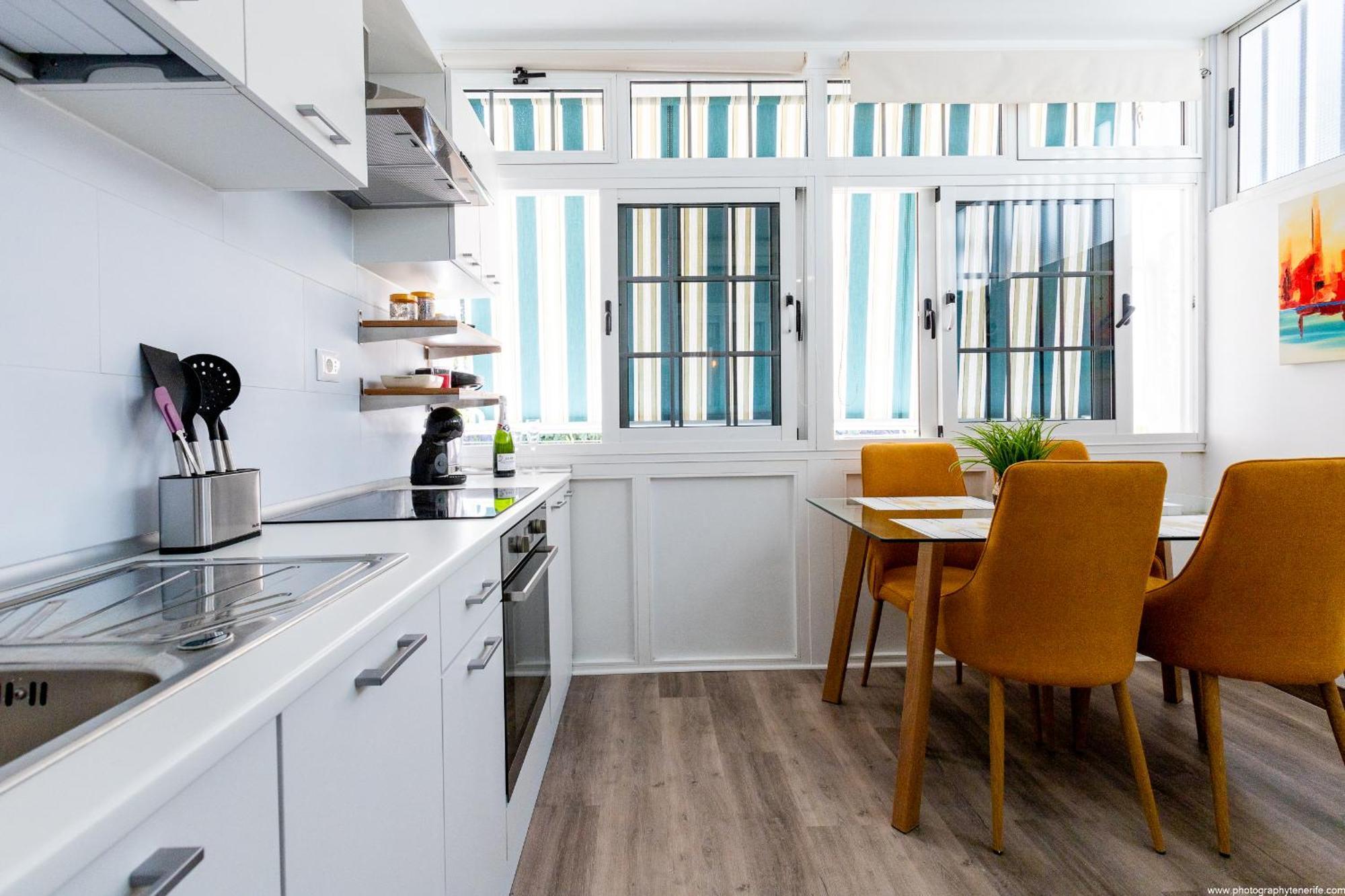 קוסטה דל סילנסיו El Drago Apartment Fiber ,A/C,Near Ocean מראה חיצוני תמונה